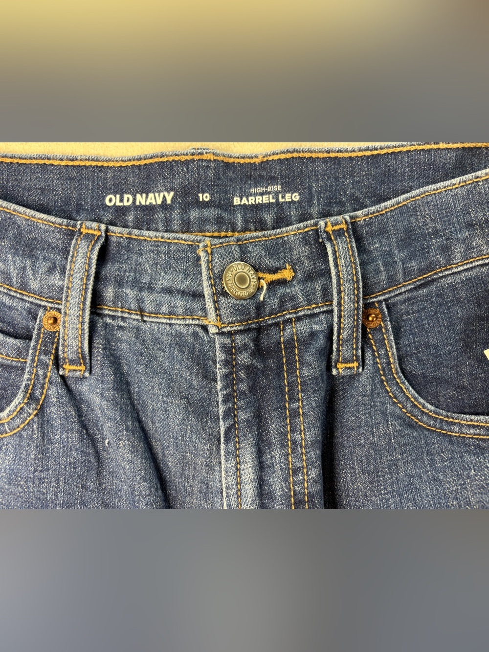 Old Navy Barrel Leg Jeans High Rise Patch Pocket Denim Size 10 NWT Blue - Picture 6 of 7